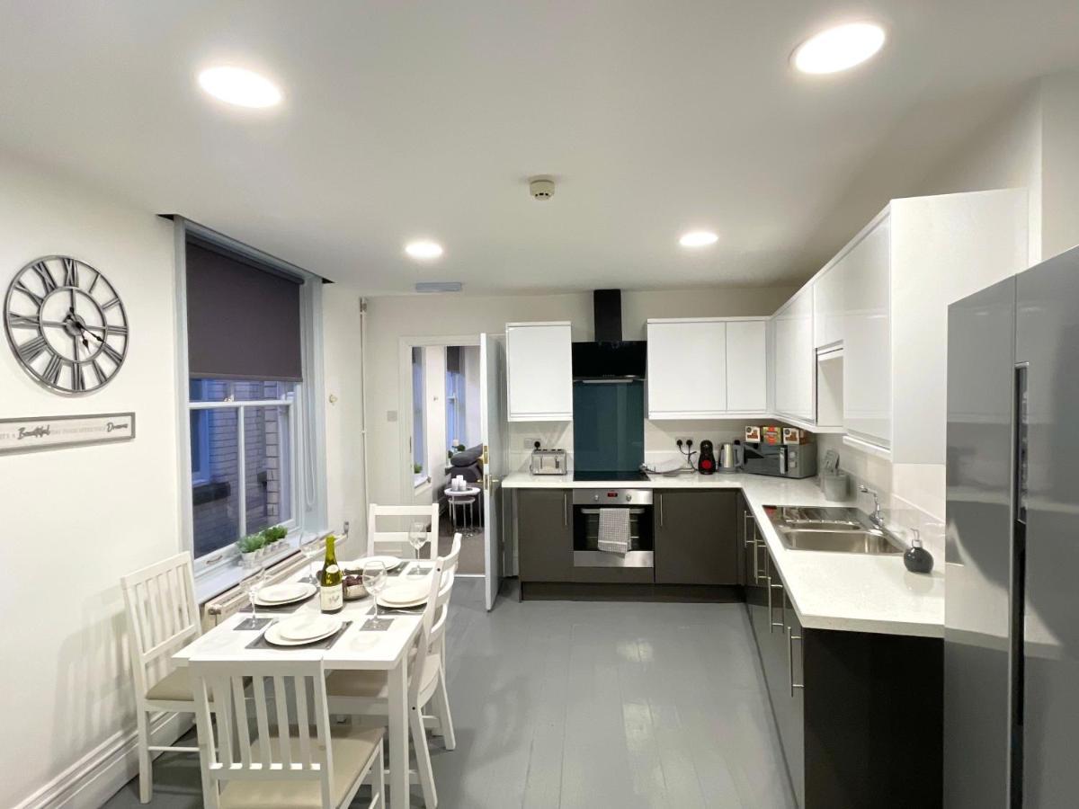 Central Penthouse By Hnfc Stays ニューカッスル・アポン・タイン エクステリア 写真